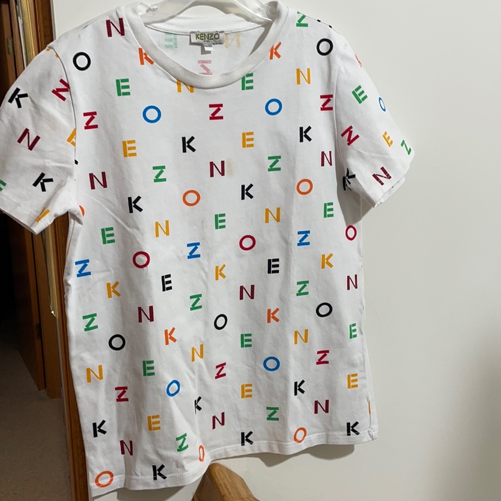 Authentic Kenzo tee for boys,some stains on front .selling as is